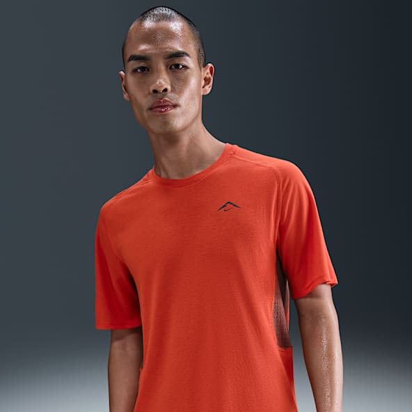 NIKETRAILRUNNING　ナイキトレイルランニング　トレイルウェア ナイキ トレイル - アイリーズ ランニング ジャケット - DISTANCE